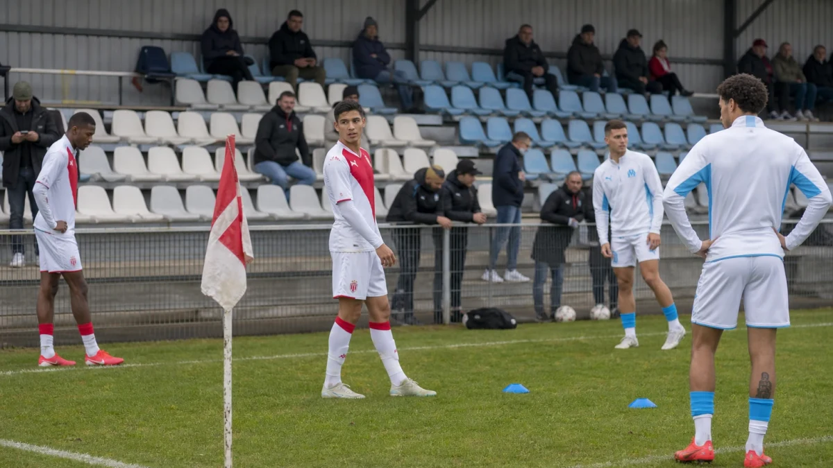 Marseille puolustaa sarjajohtoaan Monacon vieraana