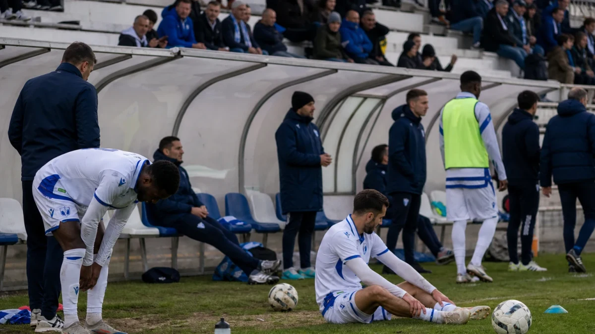 Auxerre taipui Lensissä seitsemän maalin ottelussa