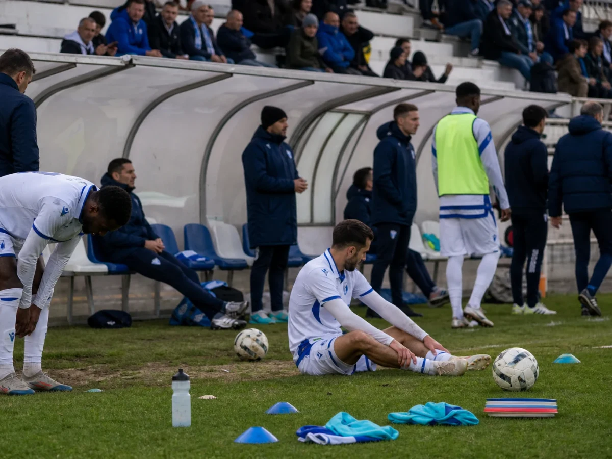 Auxerre taipui Lensissä seitsemän maalin ottelussa
