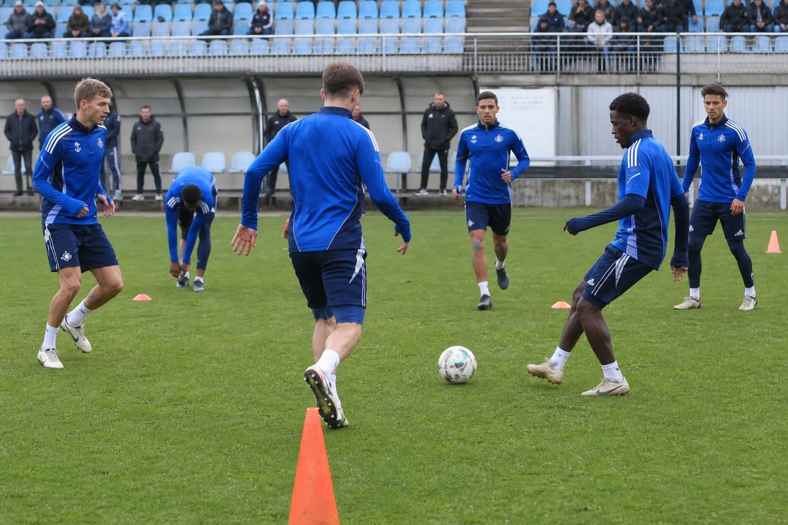 Strasbourg lainasi Dário Essugon Chelseasta